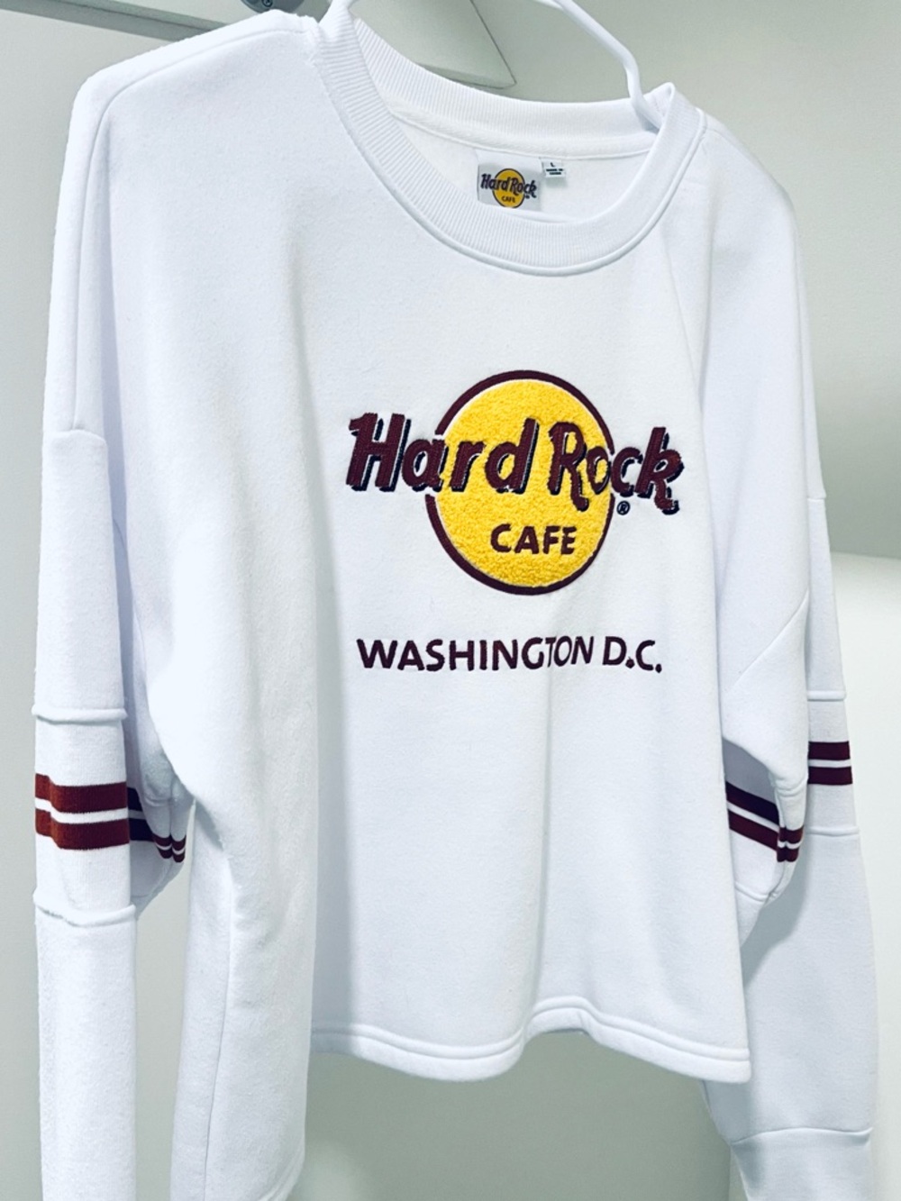 Hard Rock Cafe Sweatshirt LIKE NEW!